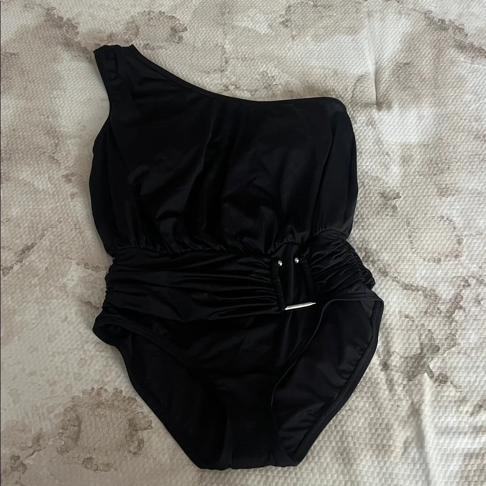 MICHAEL Michael Kors Logo U-Bar One Shoulder One Piece Swimsuit Size 8